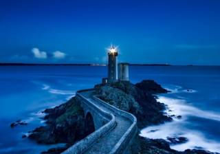 现在谷歌跑软饮料效果怎么样？谷歌信息流广告政策有哪些？