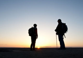 facebook信息流广告登录入口在哪里？facebook现在跑加粉成本需要多少？