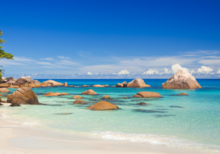 新浪微博信息流开户政策好嘛，有没有优惠？