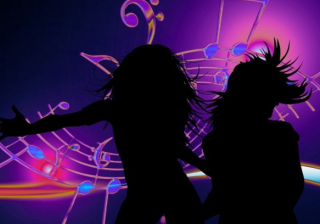 一点资讯信息流广告怎么收费？一点资讯现在跑农业成本需要多少钱呢？