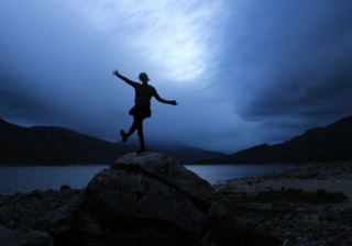 全民K歌广告开户流程有哪些？全民K歌现在跑游戏注册成本多少？