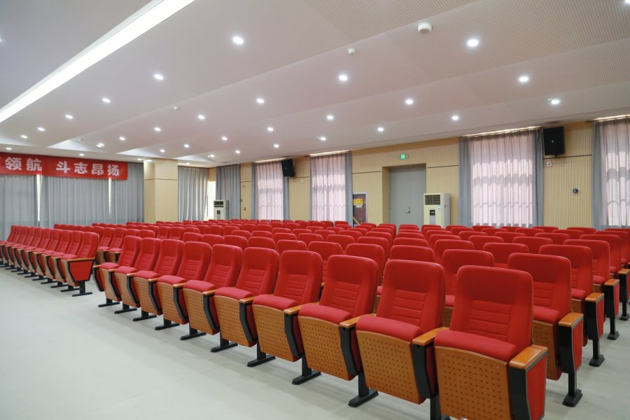 领航思维补习学校