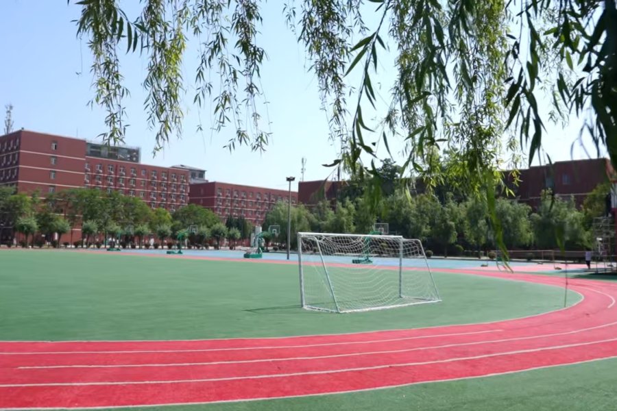 领航职业高级中学