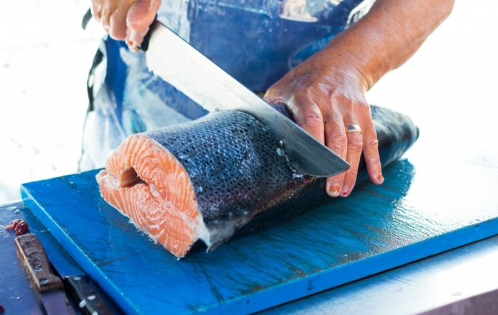 网易信息流广告优惠活动有哪些?网易现在跑工业联盟成本需要多少钱呢？