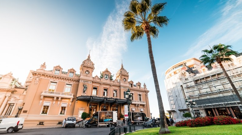 新浪微博开户怎么做？新浪微博信息流开户客服多少？