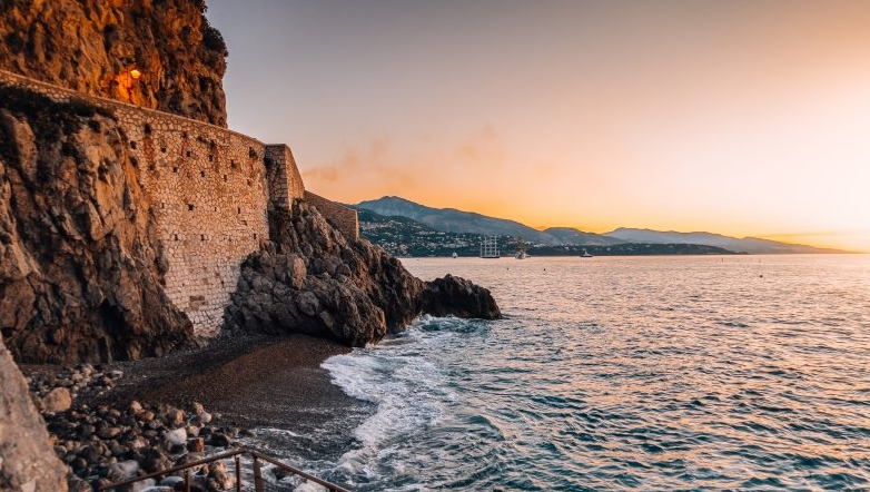 新浪微博开户怎么做？新浪微博信息流开户客服多少？