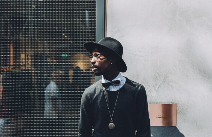 七猫投放广告代理商是哪家公司？七猫现在跑企业物业管理返点多少？