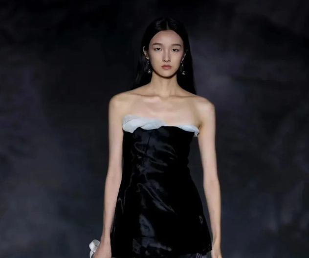 微信小程序广告销售额暴涨5000%，玛丝菲尔在微信起飞了？